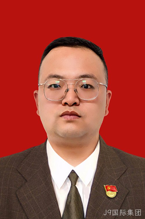 罗鹏飞